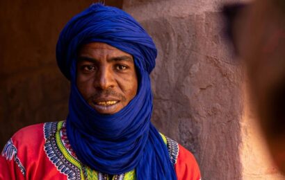 Les hommes bleus du Sahara Marocain